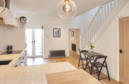 Cullercoats House | Host & Stay | Fisherman's Cottage