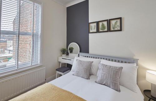 Guisborough House | Host & Stay - Fountains Cottage