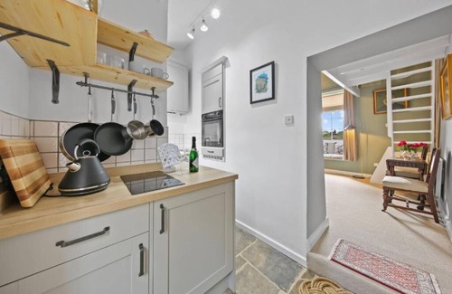 Calver House | Host & Stay | Foxglove Cottage