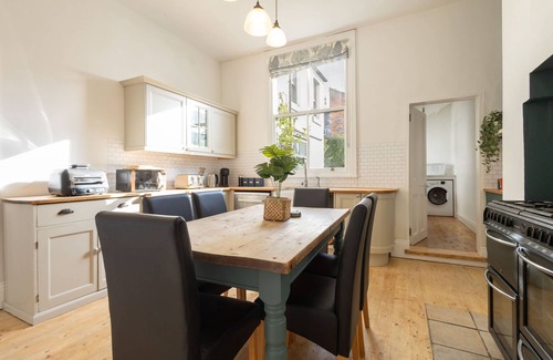 Saltburn-by-the-Sea House | Host Stay Garnet Street
