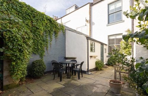 Saltburn-by-the-Sea House | Host Stay Garnet Street