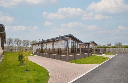 Runswick Bay Cabin | Host & Stay | Puffin's Rest