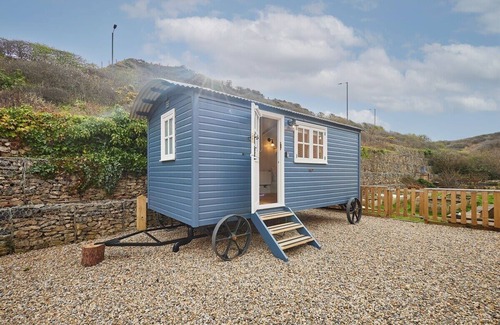 Saltburn-by-the-Sea Ski Chalet | Host & Stay | The Lobster Pot