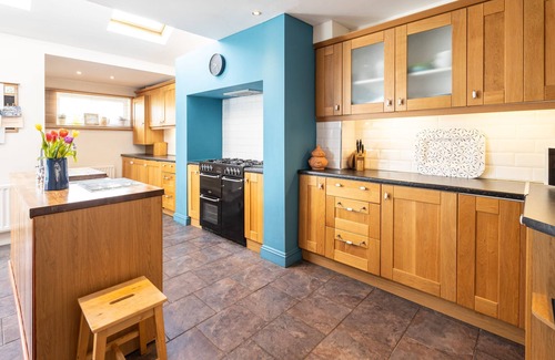 Amble House | Host Stay Harbour Holm