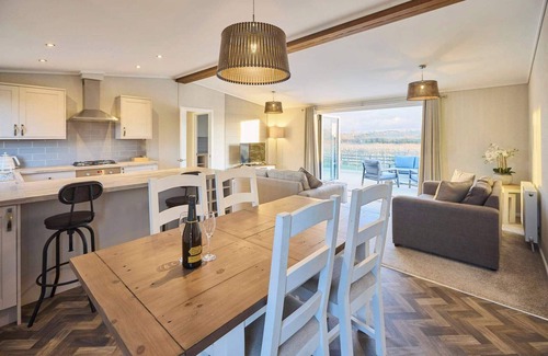 Hexham Ski Chalet | Host & Stay | Hazelwood Deluxe Lodge