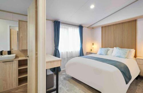 Pickering Ski Chalet | Host & Stay - Linden Lodge, Ashdown Retreat
