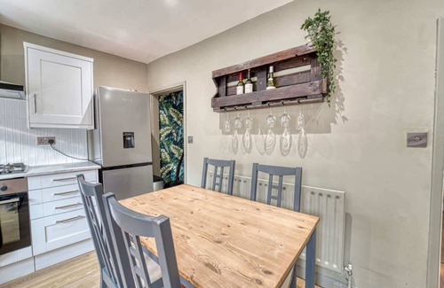 Mountsorrel House | Host & Stay | Loughborough Road House