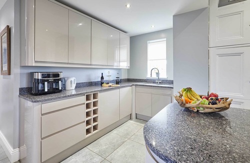 Newcastle-upon-Tyne House | Host & Stay | Mount Cottage