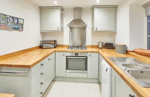 Marske-by-the-Sea House | Host & Stay | No.76 S
