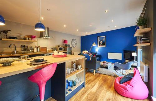 South Charlton Ski Chalet | Host & Stay - Ocean Blue Lodge