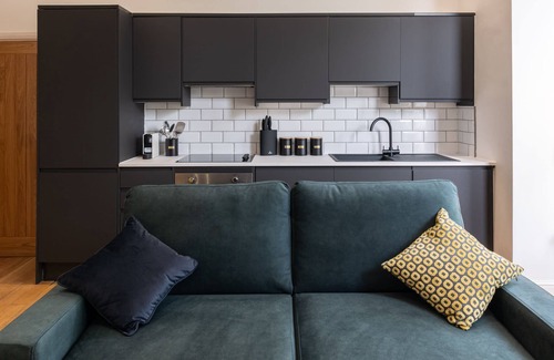 Liverpool Apartment | Host Stay Princes Place Apartments