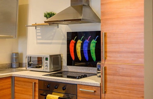 St George's Quarter Apartment | Host & Stay | Queen Square Apartment