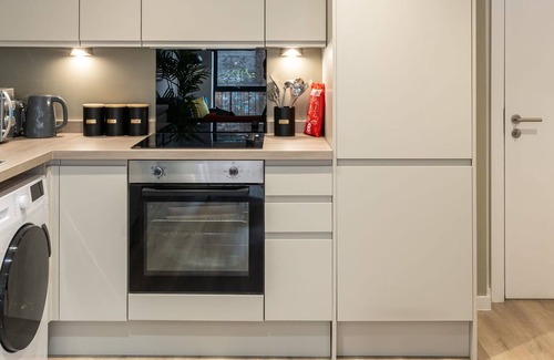 Everton Apartment | Host Stay Richmond Place 102