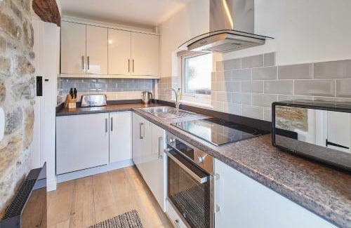 Thropton House | Host & Stay - Rose Cottage