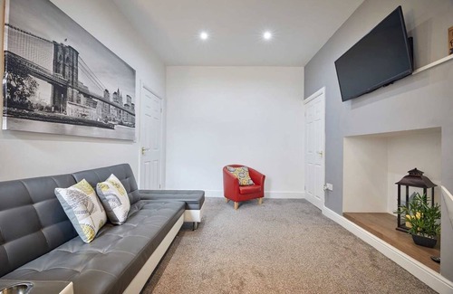 Seaton Delaval House | Host Stay Skyview