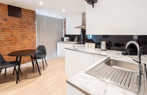 Burton on Trent Apartment | Host & Stay | The Maltings