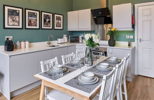 Hope Street Apartment | Host Stay The Falkner Quarters I and II