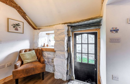 Bronaber Apartment | Host & Stay | The Hideaway
