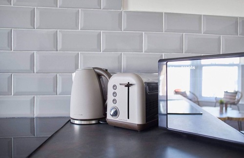 West Cliff Apartment | Host Stay West Cliff View