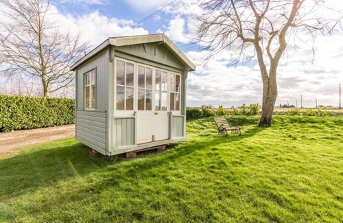 Aldborough Apartment | Host & Stay | Woodfalls Barn