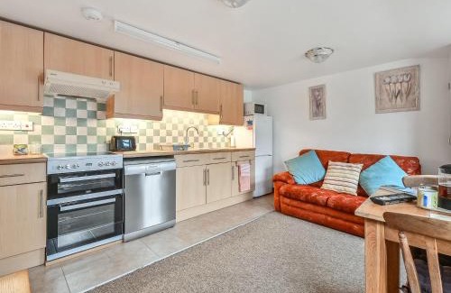 Stenalees House | Hosta House - Uk49872