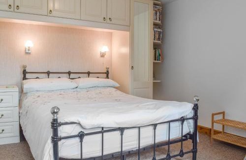 Stenalees House | Hosta House - Uk49872