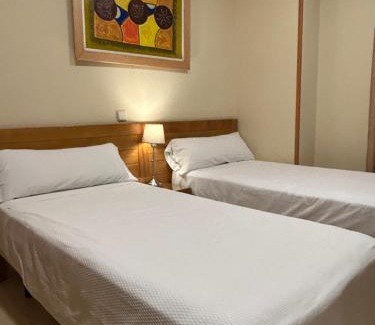 Barajas House | Hostal Aeropuerto