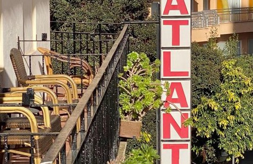 El Arenal House | Hostal Atlanta