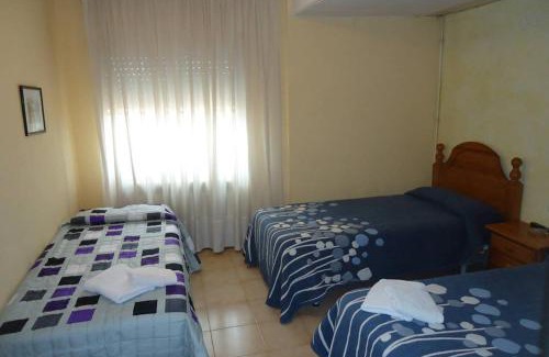 Saus House | Hostal Avi Pep