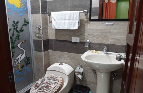 Banos de Agua Santa Hotel | Hostal Balcon del Cielo