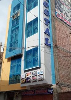 Andres Avelino Caceres Dorregaray House | Hostal Big Bang