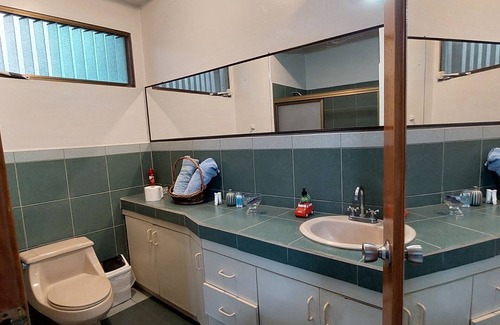 Agonia House | Hostal Casa Azul