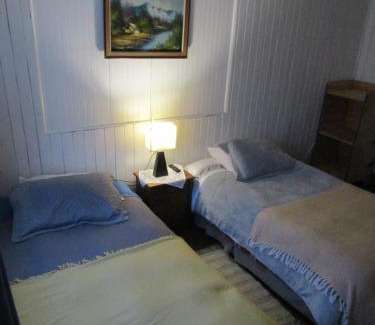 Quellon House | Hostal Casa del Tiempo