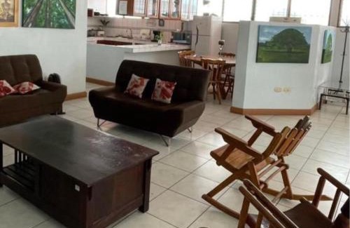 Liberia House | Hostal Central Park Liberia