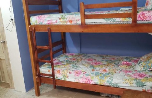 Salinas House | HOSTAL COSTA GRIS