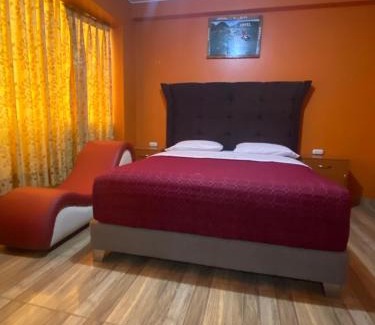 Carabayllo House | Hostal El Amazonas 03