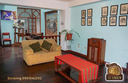Chimborazo Province House | Hostal El Andén
