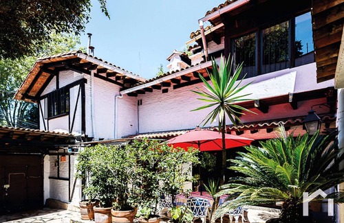 Agua Fria Apartment | Hostal El Palomar: In the Center of Valle