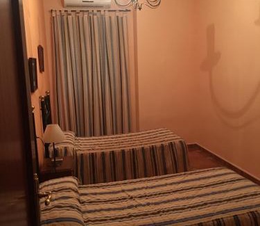 Rus House | Hostal El Sevillano
