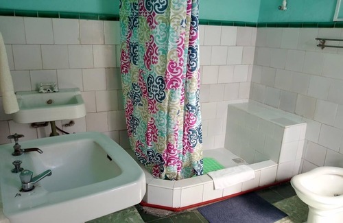 Puerto de Boniato House | Hostal Esther y Geovanis SANTIAGO DE CUBA