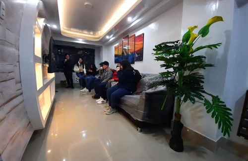 Huaraz House | Hostal Estrellas