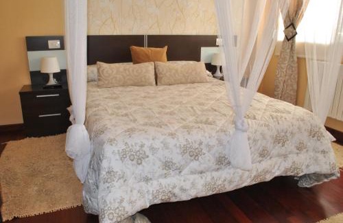 Noia House | Hostal Kukia