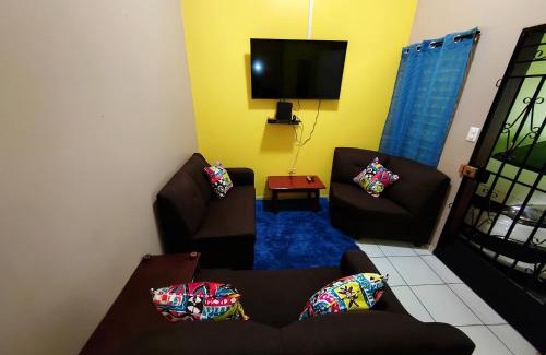 San Miguel House | Hostal La Campana
