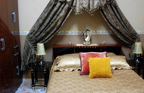 Cienfuegos House | Hostal Los Vitrales