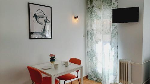 Labradores House | Hostal Lucia by gaiarooms