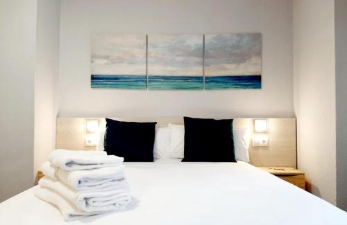 Labradores House | Hostal Lucia by gaiarooms