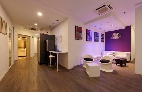 La Ribera House | Hostal Mayerling Centro