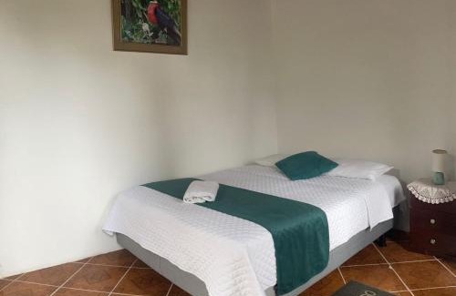 Puerto Villamil House | Hostal Muro De Las Lagrimas with high speed internet Starlink