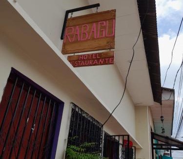 Leon House | HOSTAL RABAGU