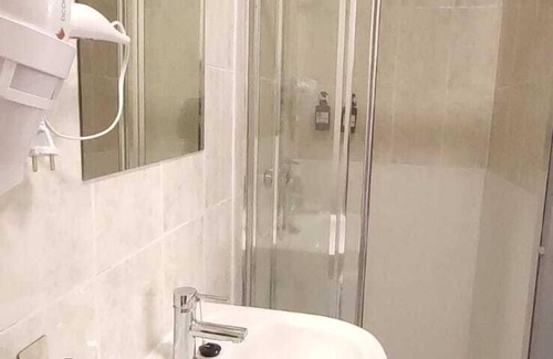 San Martin de Montalban Hostel | Hostal San Martin de Montalbán